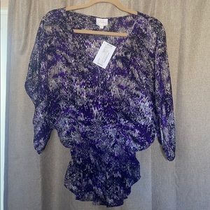 Parker 100% silk purple feather top with buttons